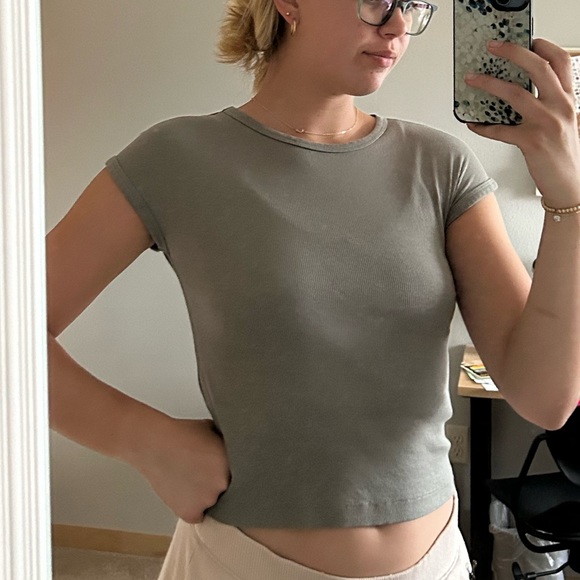 Zara Cap Sleeve Cropped Tee - Picture 3 of 3